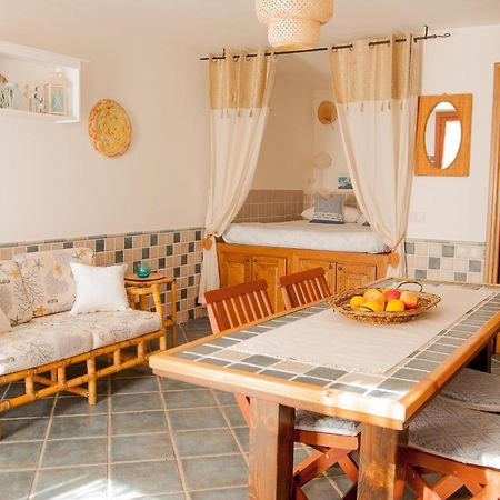 Casa Danilo Lägenhet San Teodoro  Exteriör bild