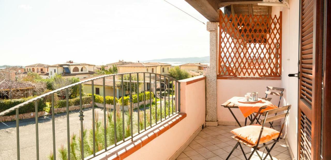 Casa Danilo Lägenhet San Teodoro  Exteriör bild